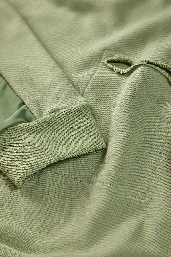 Açık Yeşil Bisiklet Yaka Kadın Sweatshirt 4