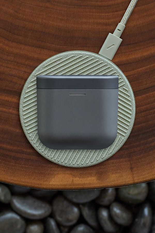 Grey Earphone 4