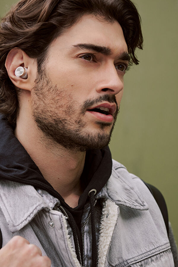 Grey Earphone 10