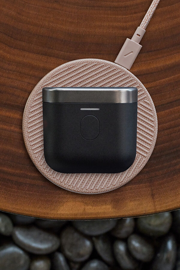 Black Earphone 2