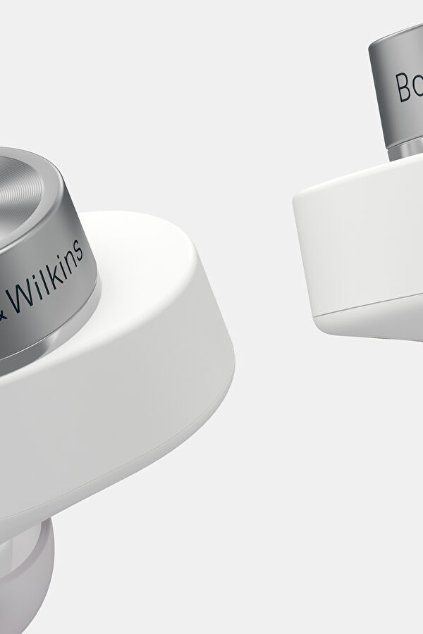 White Earphone 3