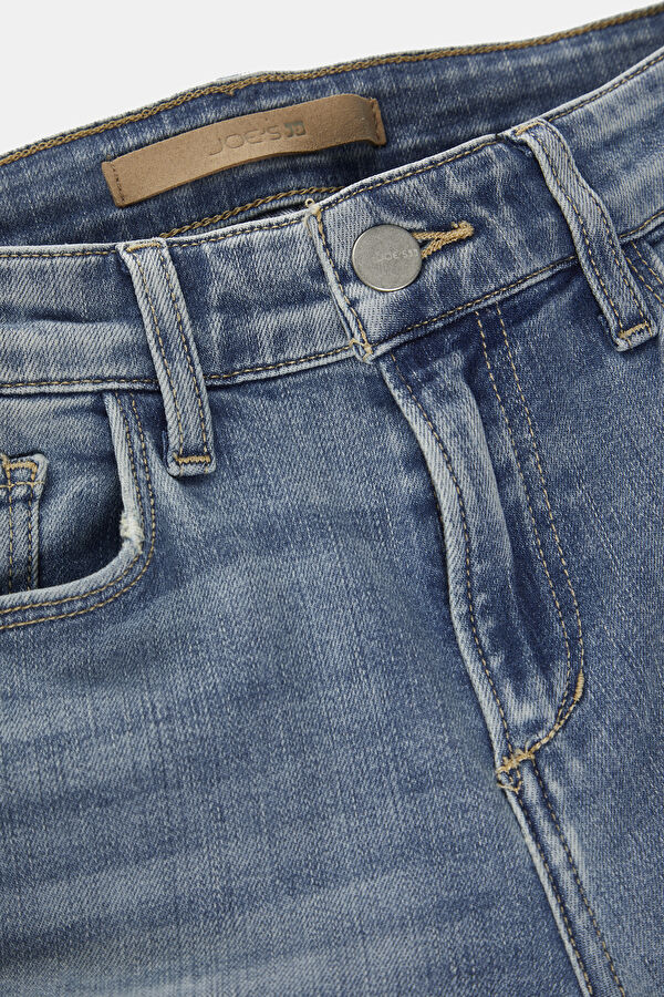 Dar Kalıp Mavi Boru Paça Pantolon 3