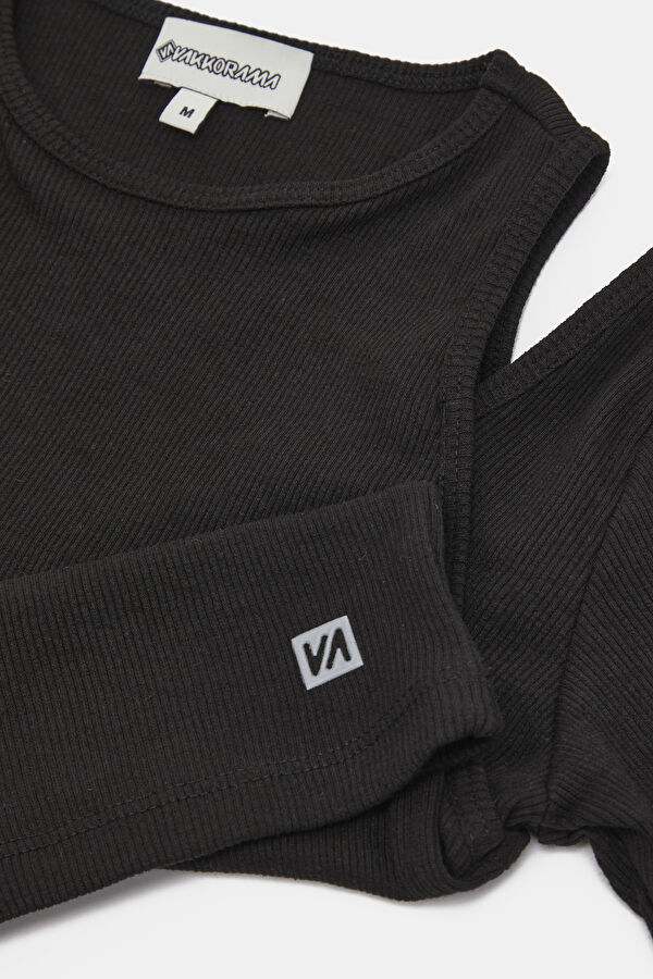 Black Crew Neck Women's T-Shirt 5
