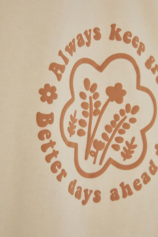 Ecru Printed Tshirt 4