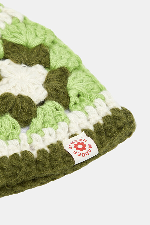 White Design Filled Beret 3