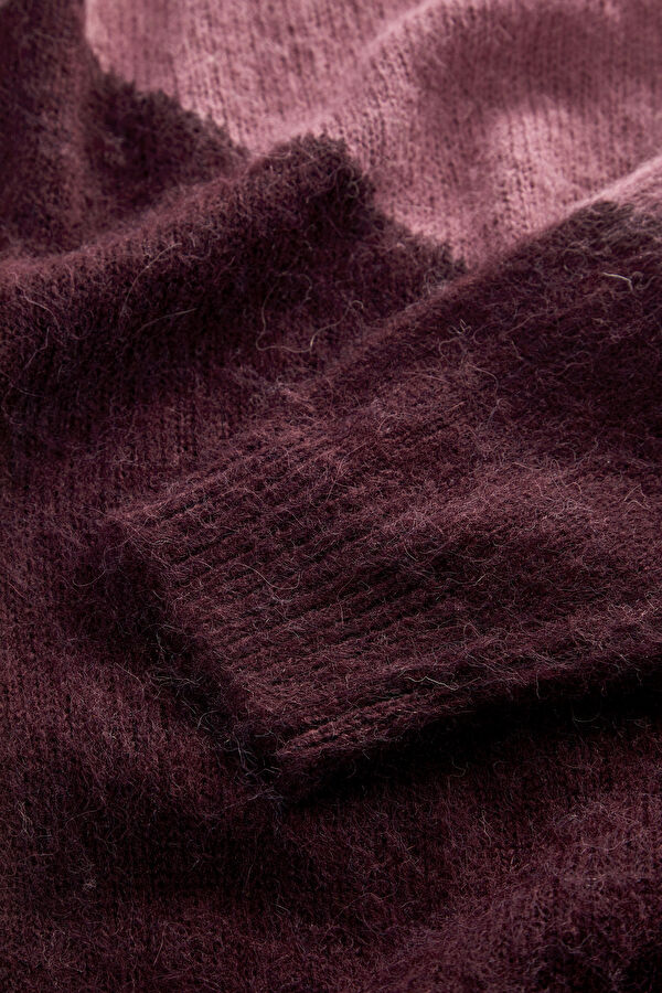 Burgundy Patterned Women's Sweater 4