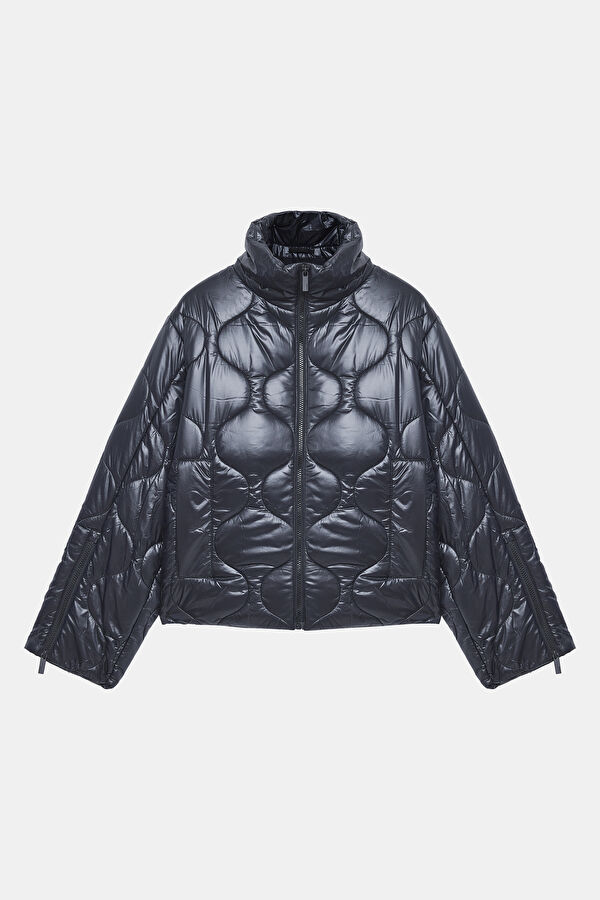 Siyah %100 Recycled Kadın Mont