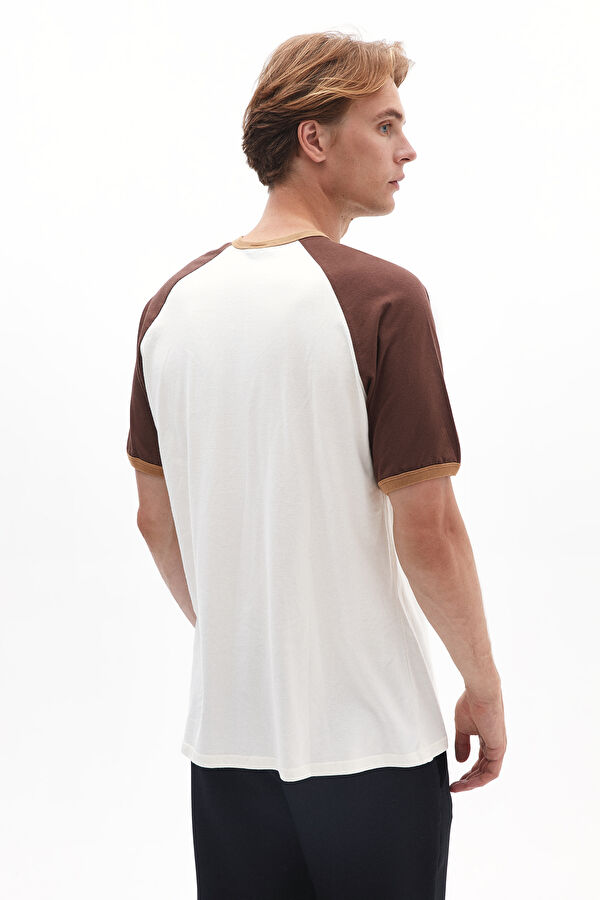 Relax Kalıp Kahve Bisiklet Yaka T-Shirt 3