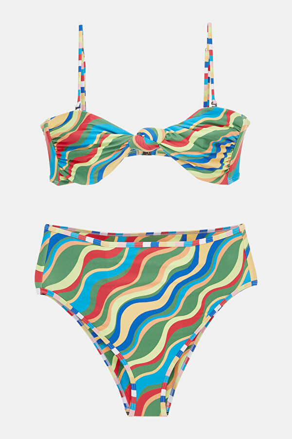 Çok Renkli Desenli Bikini 4