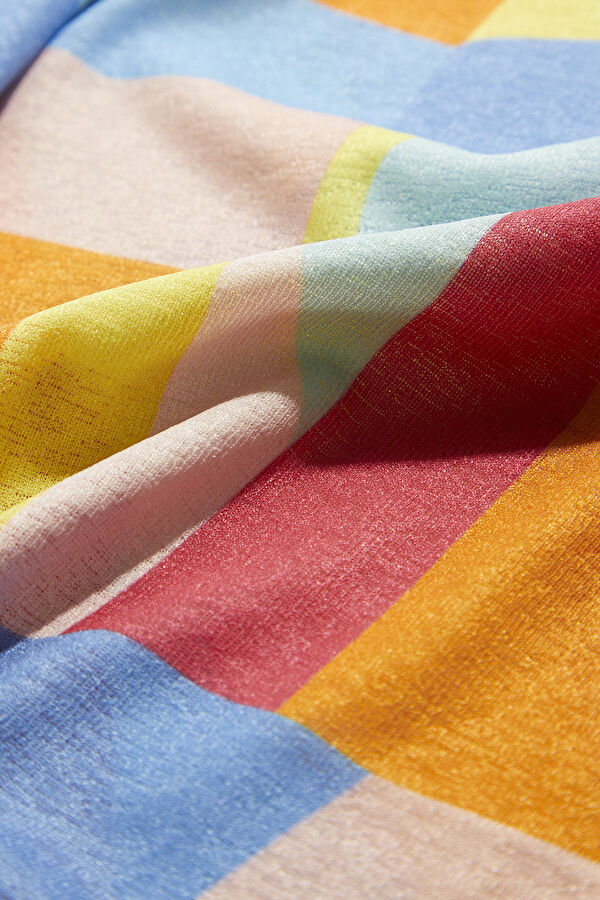 Multicolor Design Filled Pareo 5