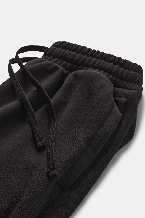 Ripndip Relax Kalıp Siyah Dar Paça Spor Pantolon 4