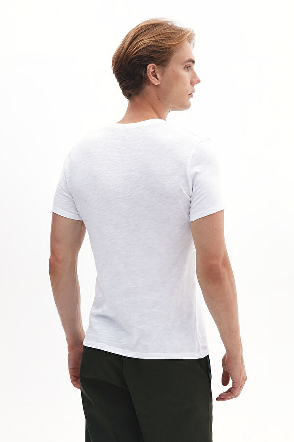 Beyaz Bisiklet Yaka T-Shirt 3