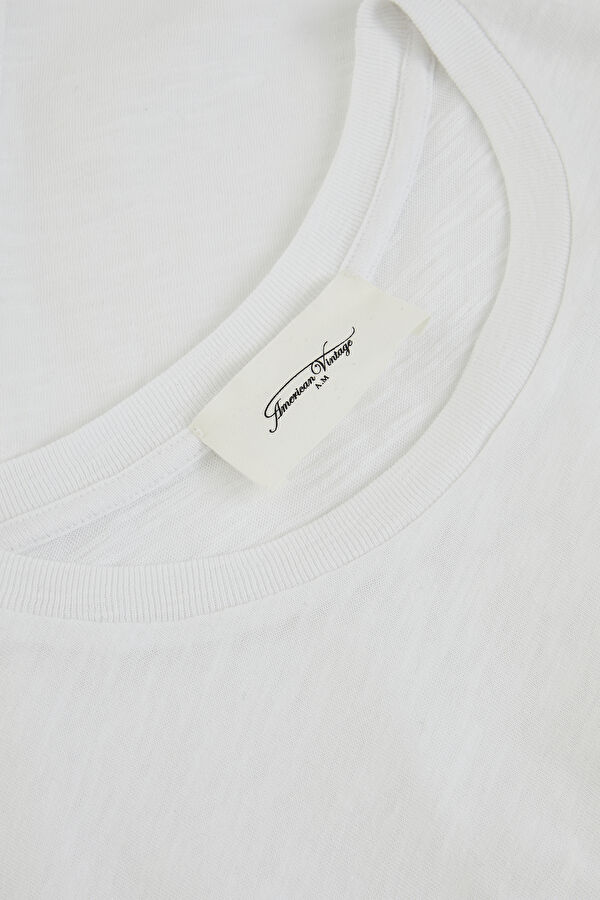 Beyaz Bisiklet Yaka T-Shirt 6