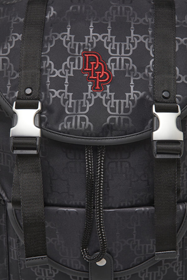Dapper Dan Siyah Desenli Sırt Çantası 5