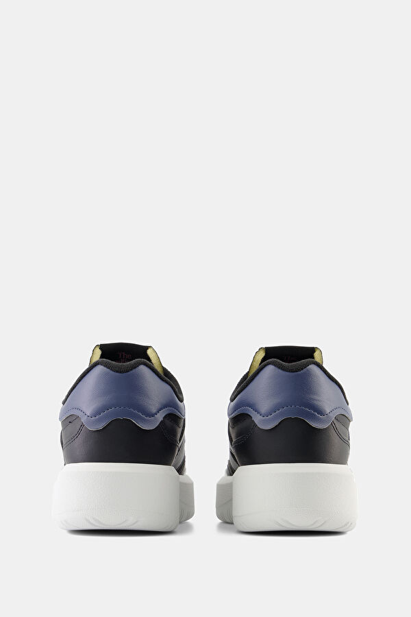Black Sneaker 5
