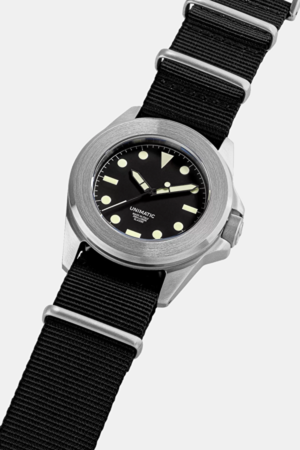 Modello Quattro UC4 Watch 5