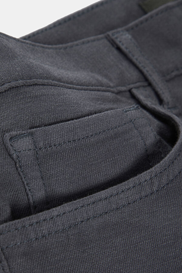 Koyu Mavi Dar Paça Jean Erkek Pantolon 4