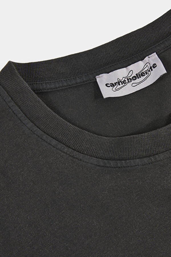 Relax Kalıp Kahve Bisiklet Yaka Baskılı T-Shirt 3