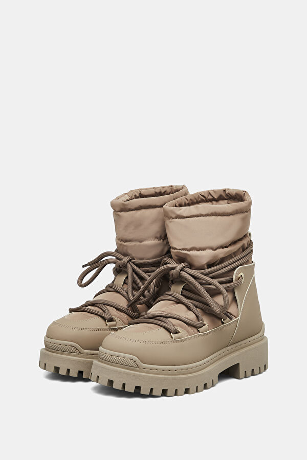 Brown Leather Boot 2