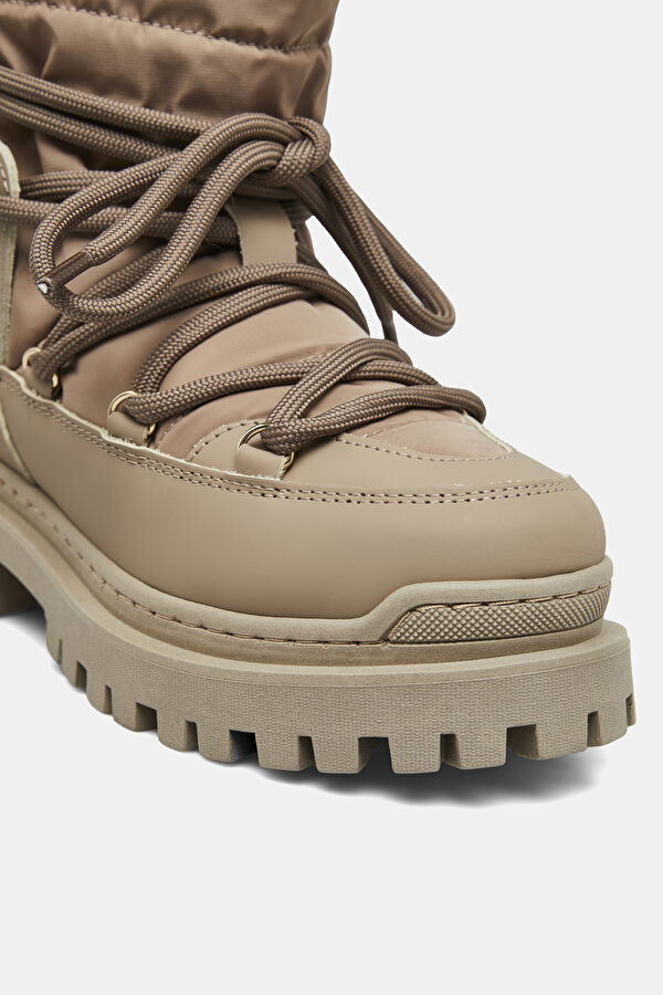 Brown Leather Boot 5