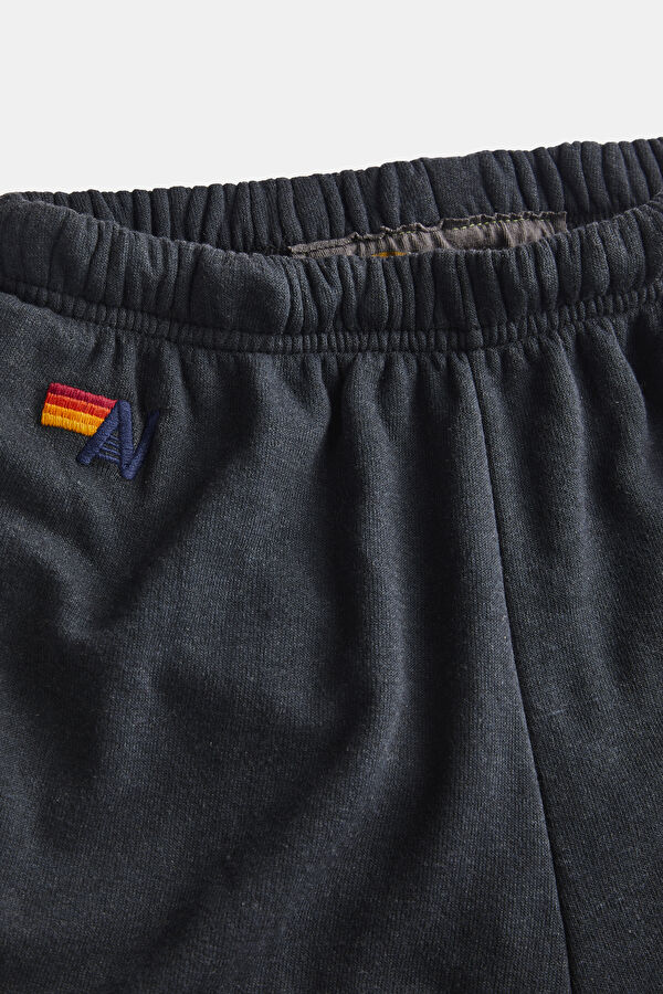 Koyu Gri Dar Paça Spor Pantolon 3