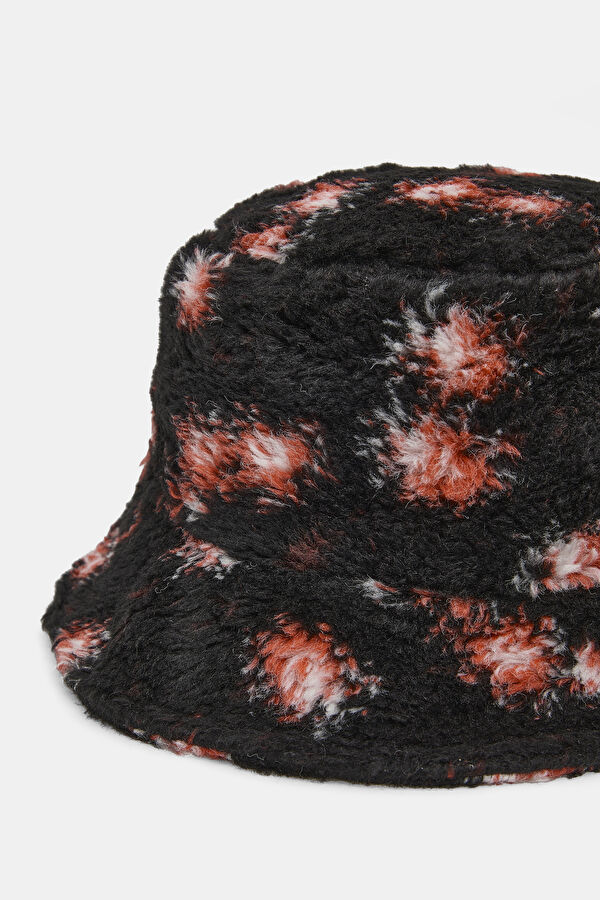 Multicolor Design Filled Hat 3