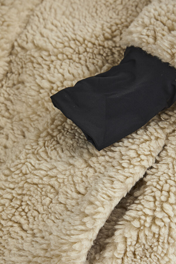 Beige Design Filled Hoodie Coat 4
