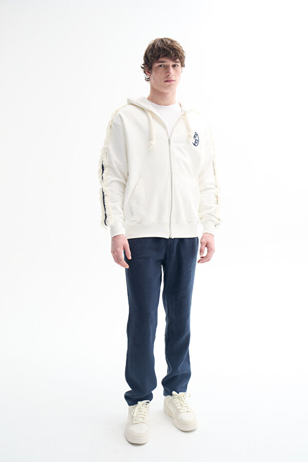 Beyaz Relax Kalıp Kapuşonlu Erkek Sweatshirt 2