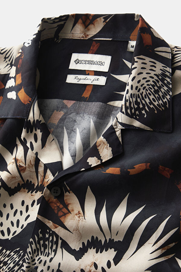 Multicolor Design Filled Resort Collar Shirt 6