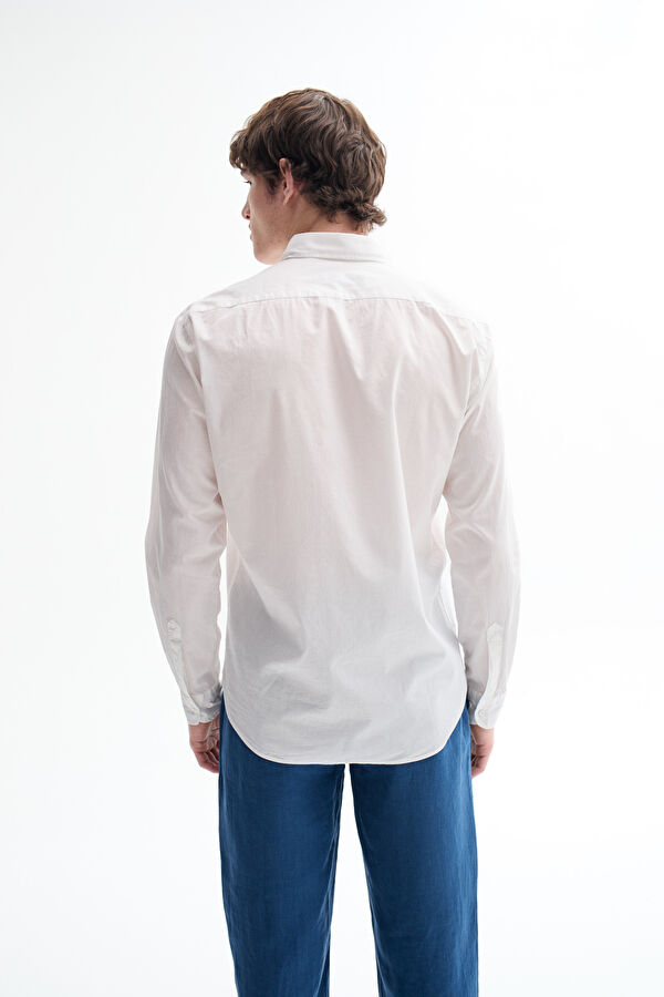 Relax Fit White Button-Down Collar Men's Shirt 2
