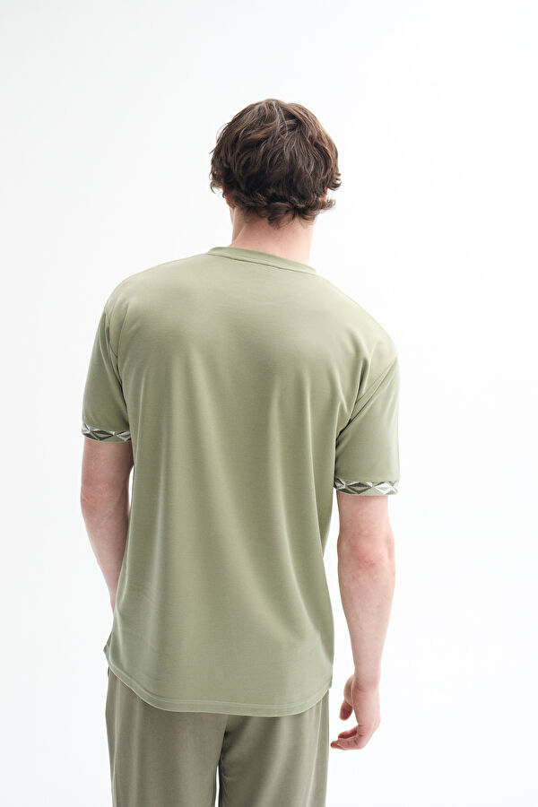 Yeşil Bisiklet Yaka T-Shirt 2