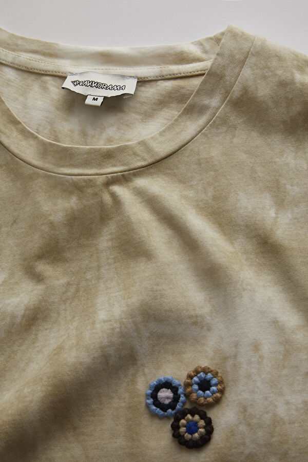Colorful Crew Neck Batik Men's T-Shirt 6
