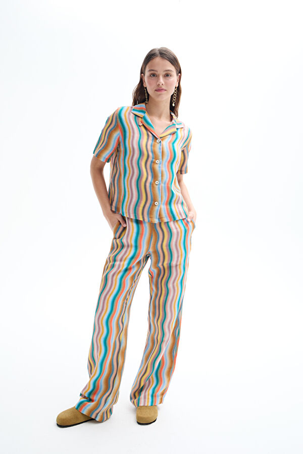 Multicolored Patterned Mandarin Collar Women's Shirt 3