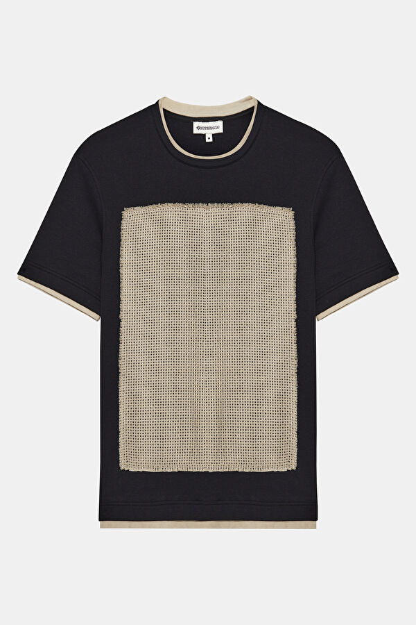 Siyah Bisiklet Yaka Garni Detaylı T-Shirt 3