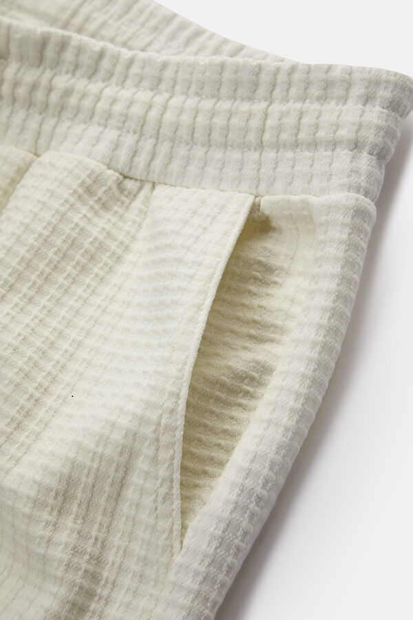 Ecru Men's Shorts with Trim Details 6
