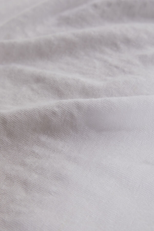 Beyaz V Yaka T-Shirt 5