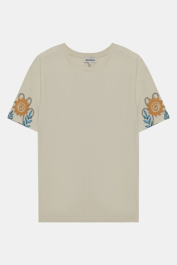 Bej Bisiklet Yaka Baskılı T-Shirt 4