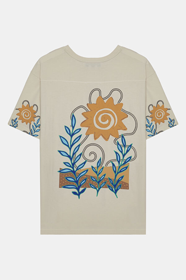 Bej Bisiklet Yaka Baskılı T-Shirt 5