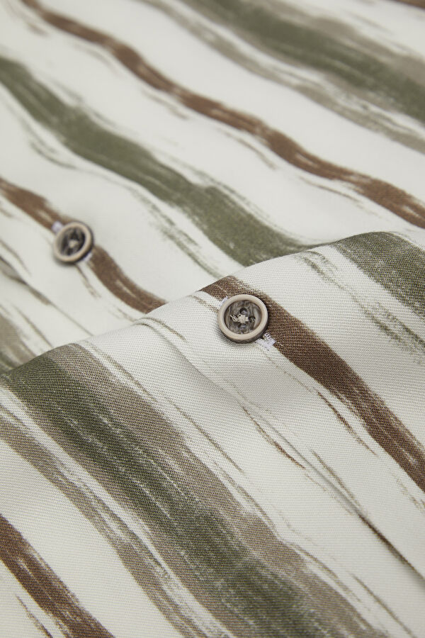 Multicolor Striped Patterned Resort Collar Shirt 4