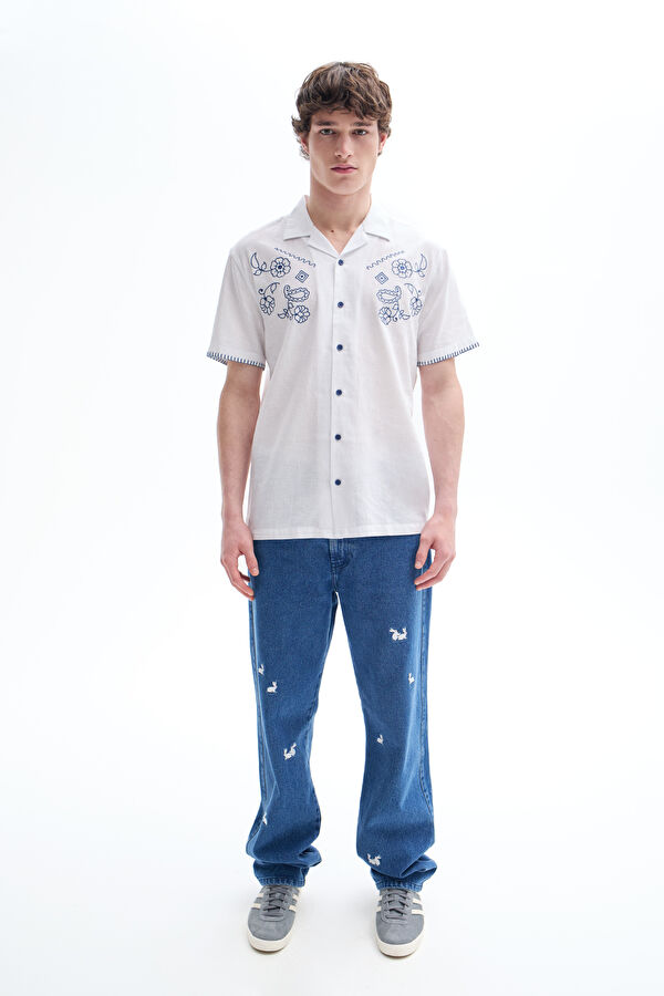 White Embroidered Resort Collar Shirt