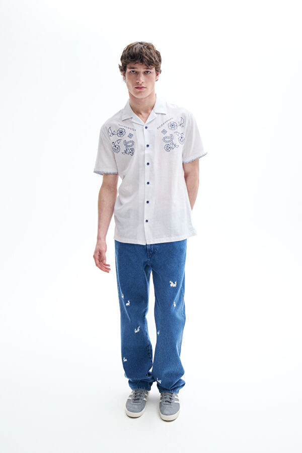 White Embroidered Resort Collar Shirt 2