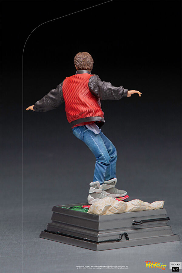 Back To The Future 2 - Marty McFly on Hoverboard Limited Edition Heykel 5