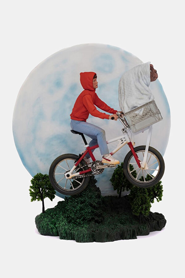 E.T. the Extra-Terrestrial - E.T. and Elliott Deluxe Limited Edition Heykel (LED Işıklı)