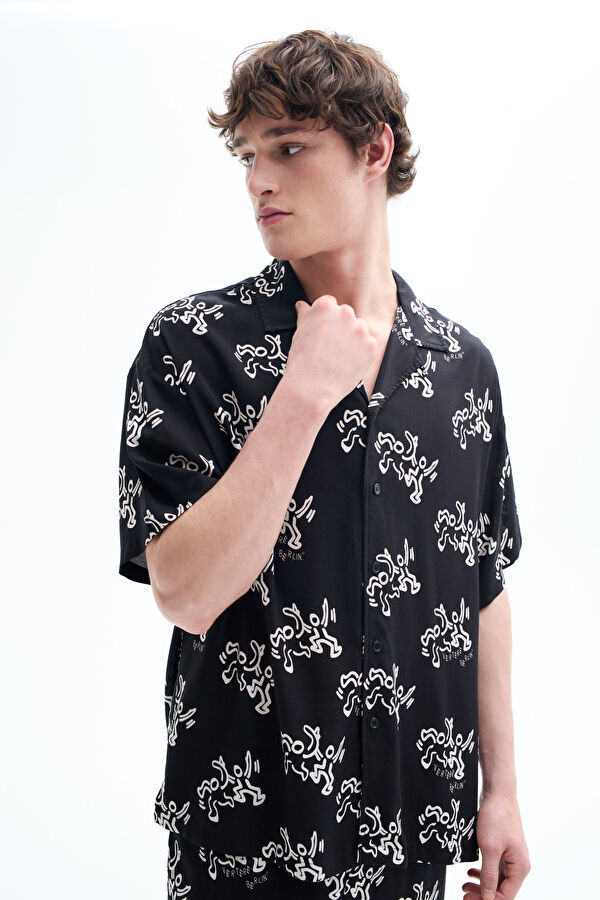 Relax Fit Black Design Filled Shirt
