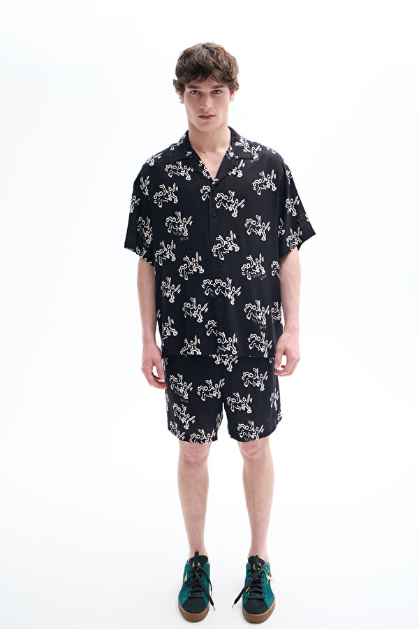 Relax Fit Black Design Filled Shirt 3