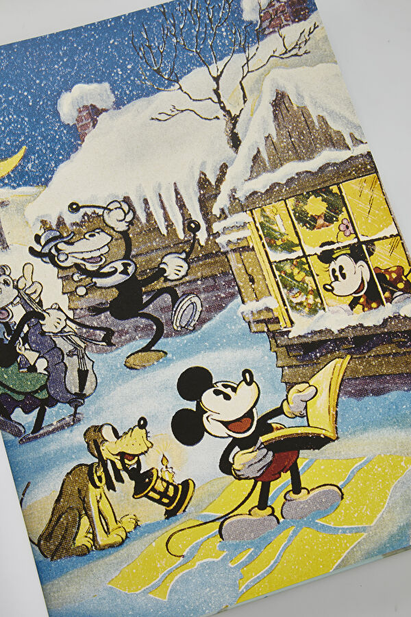 Walt Disney's Mickey Mouse: The Ultimate History 6