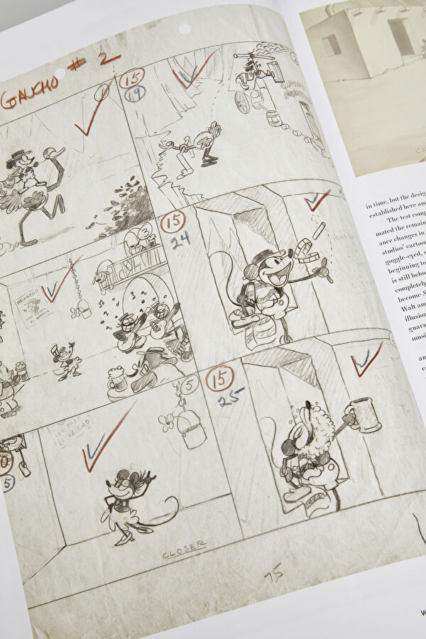 Walt Disney's Mickey Mouse: The Ultimate History 7