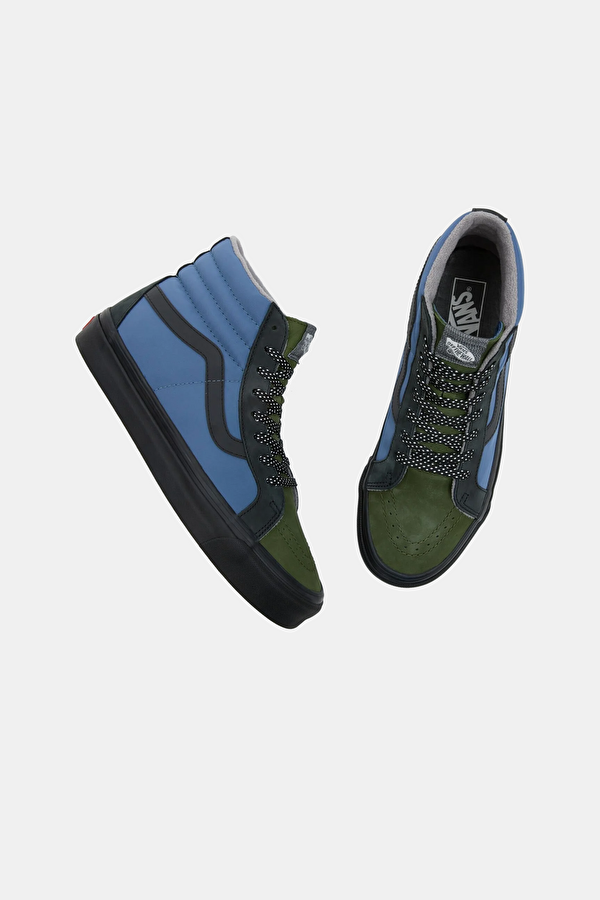 Black Sneaker 3