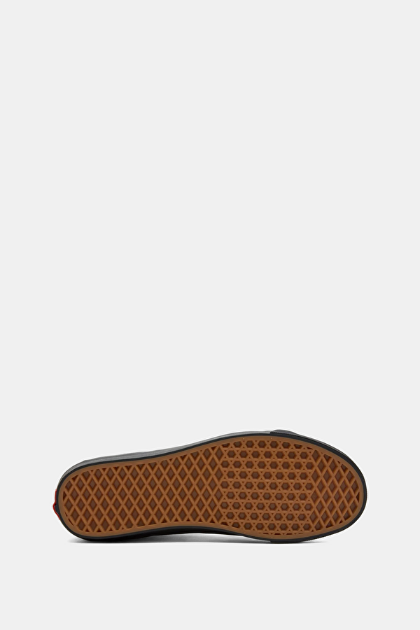 Black Sneaker 5