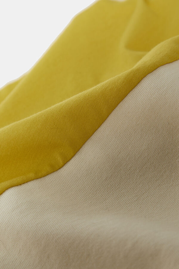 Beyaz Oversize Düğmeli Yaka Sweatshirt 4